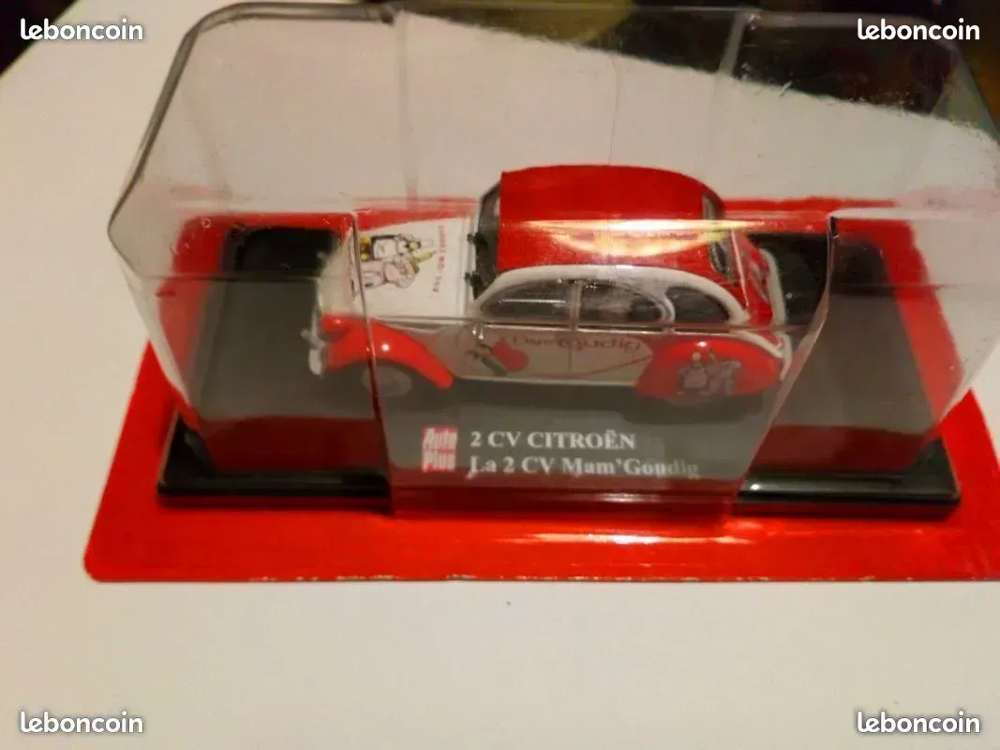 MINIATURES VOITURES 2CV TAILLE 1/43
