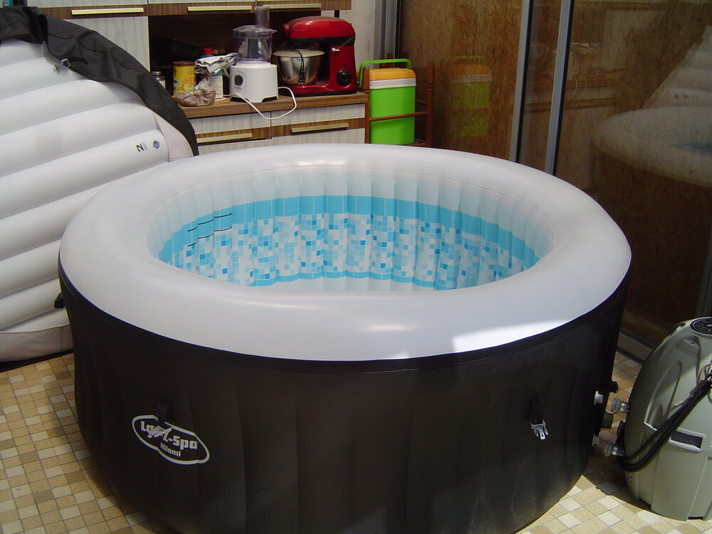 SPA gonflable best way lay z miami 4 places Sports