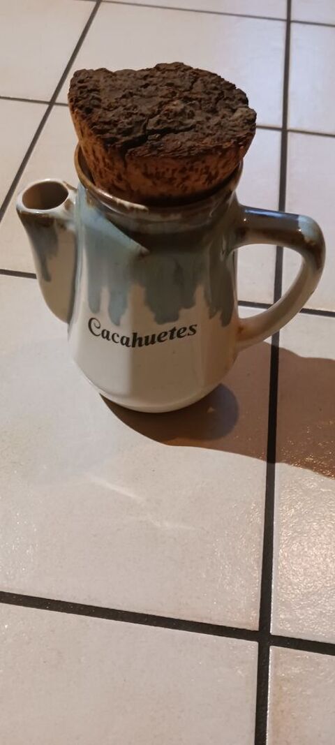 POT CERAMIQUE A CACAHUETE . 5 Fr�vent (62)