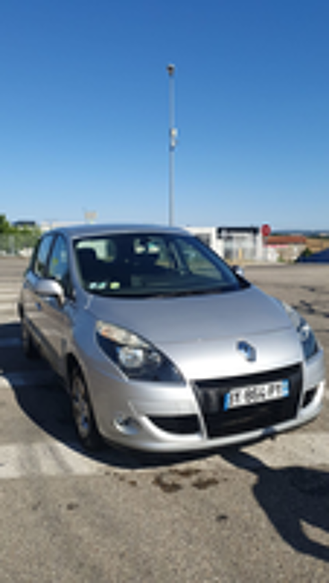 Sc&eacute;nic III Scenic III dCi 110 FAP Energy eco2 Authentique 2011 occasion 69440 Mornant