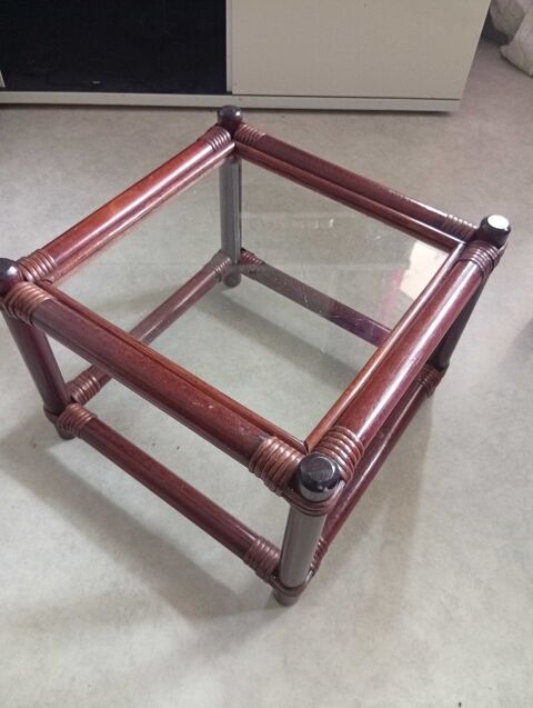 Table basse ' pour lampe ou d'appoint. 40 Mulhouse (68)