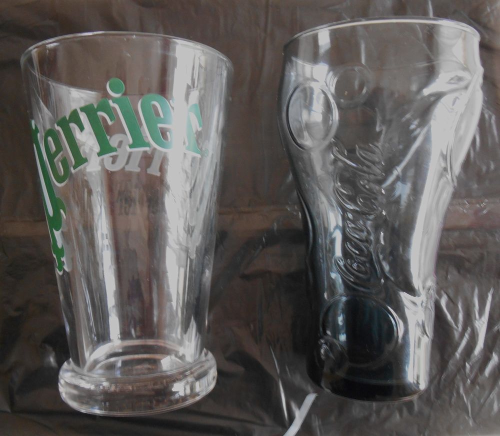 Lot de 56 Verres Diff&eacute;rents
Décoration