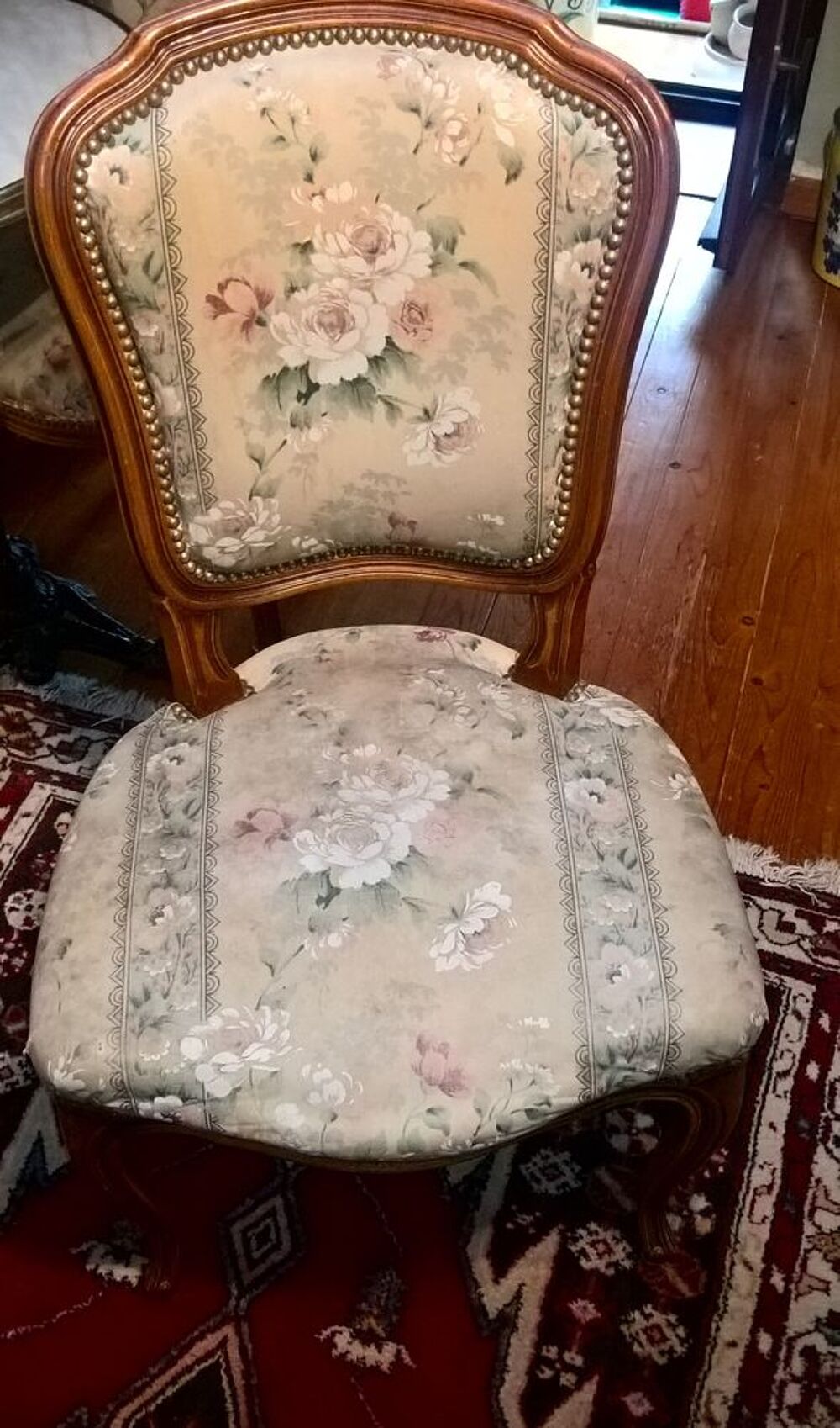 LOT de 4 CHAISES Meubles