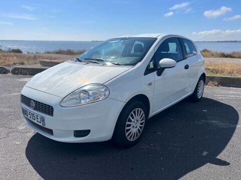 Fiat punto Grand , 129 500km, Distribution faite, R