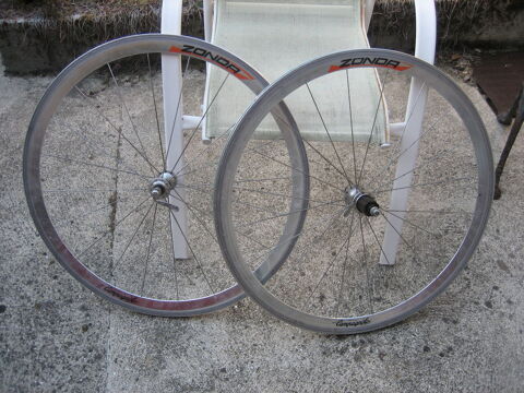 Paire de roue Campagnolo Zonda . 100 Bucy-le-Long (02)