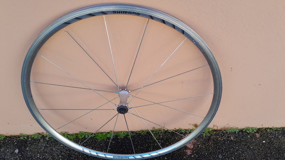 roue avant velo course ''shimano'' 700 Sports