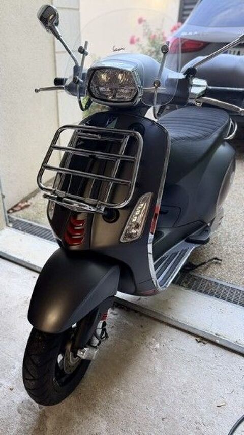 Scooter VESPA 2021 occasion Saint-Ch&eacute;ron 91530