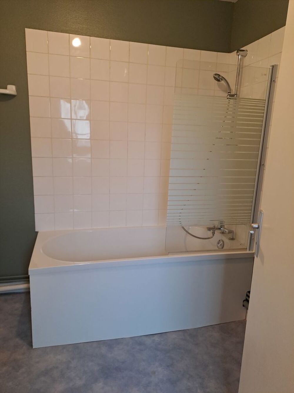 Location Appartement Ancenis centre ville , T2 avec grande cour privée Ancenis
