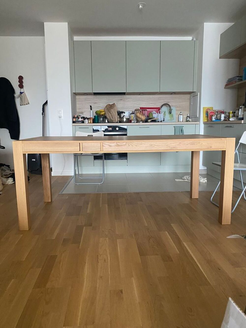 Table salle &agrave; manger HABITAT Meubles