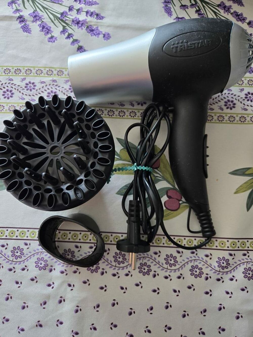 SECHE CHEVEUX TRISTAR Electroménager