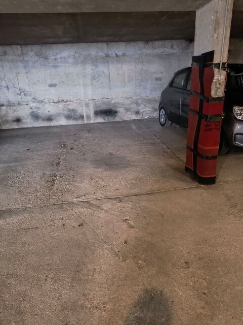  Parking / Garage � louer 12 m�