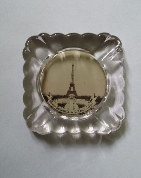 Vintage cendrier en verre souvenir de Paris  15 Limoges (87)