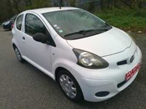 Aygo 1.0vvt-i 70cv 2012 occasion 42100 Saint-Etienne