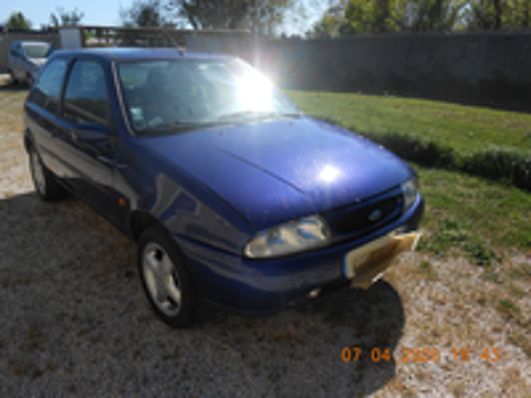 Fiesta 1.2i Zetec 1999 occasion 84800 L'Isle-sur-la-Sorgue
