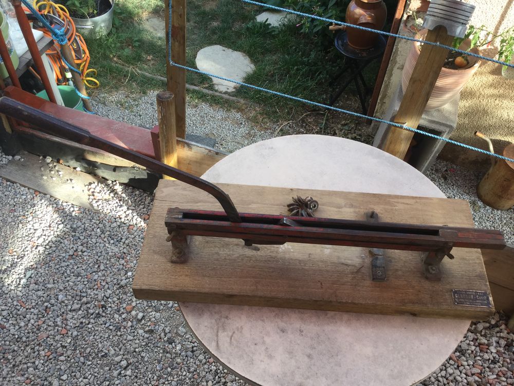 Coupe carreaux GENDRON Bricolage