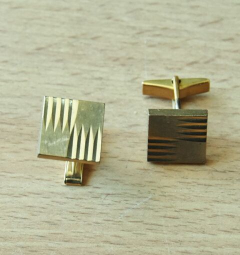 Anciens boutons de manchettes.Plaqu or. Trs bon tat. 20 Gujan-Mestras (33)