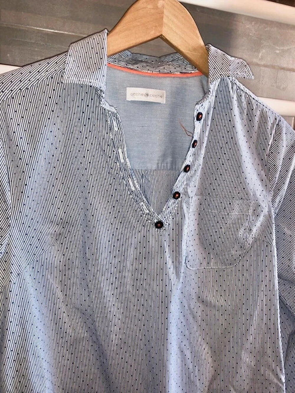 Chemise Cache Cache taille S en parfait &eacute;tat &agrave; 10 euros
Vtements