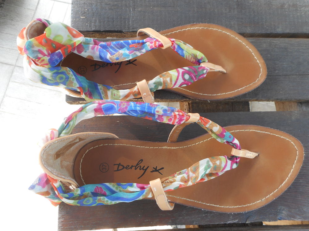 Nu-pieds tongs Ren&eacute; Dh&eacute;ry T 37 Chaussures