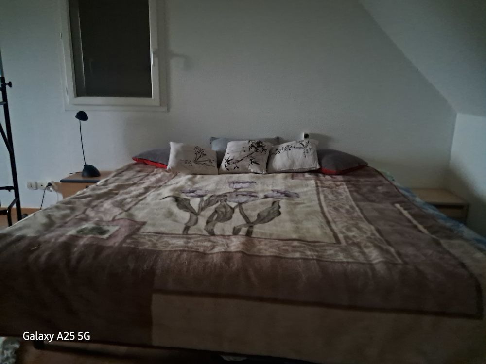 chambre &agrave; coucher et petit salon 250 € Meubles