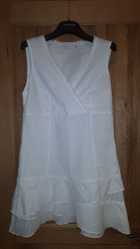 Robe blanche marque Cache Cache taille 40 15 Villiers (86)