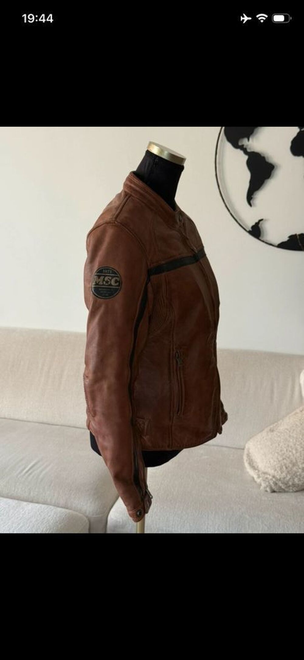 Magnifique blouson de motard pour femme de la c&eacute;l&egrave;bre marque haut de gamme Helstons. Vêtements