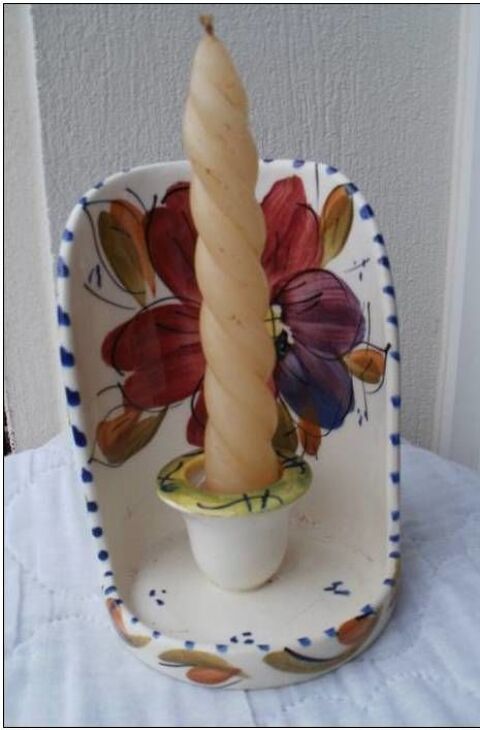 Bougeoir peint � la main sign�  Emma  8 Montauban (82)