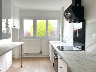  Appartement � vendre 5 pi�ces 80 m�