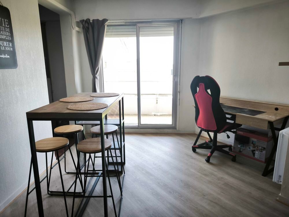 Location Appartement studio étudiant meublé Vierzon