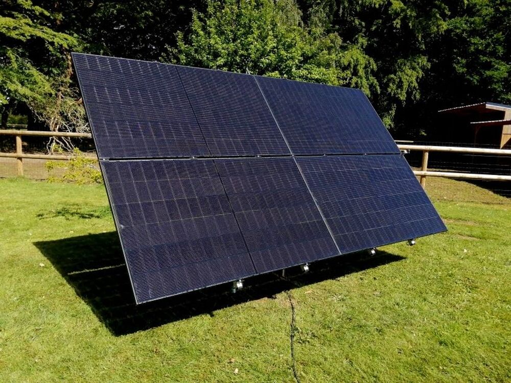 Tracker solaire 4 panneaux de 500 watts livr&eacute; pos&eacute; Bricolage
