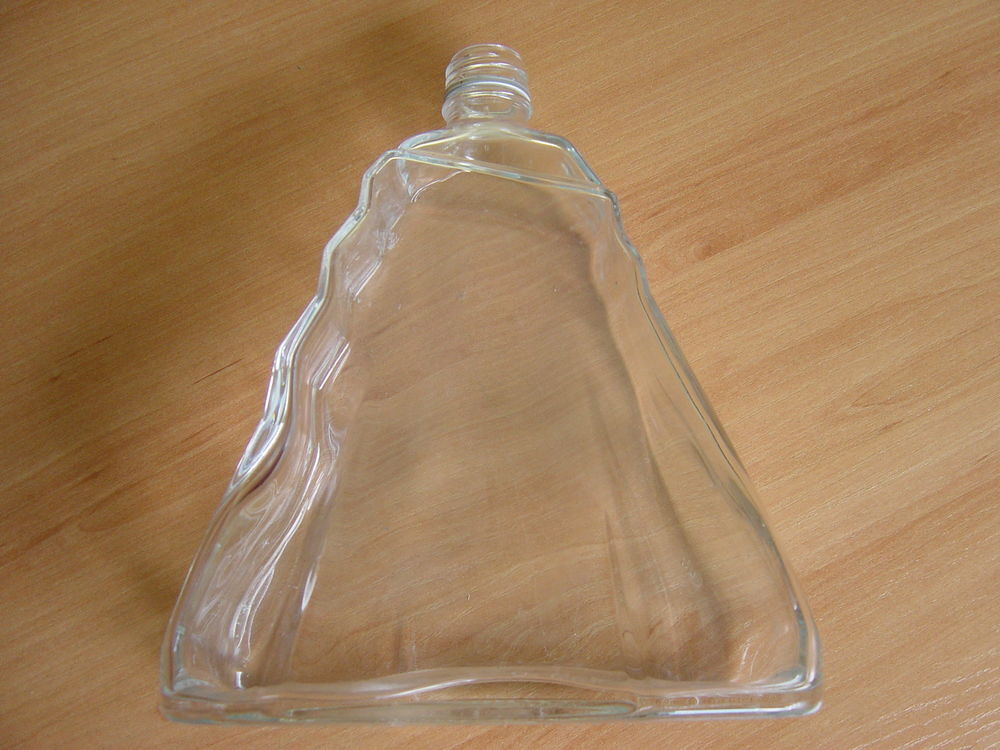 Bouteille r&eacute;cipient verre 1L forme pyramide Bricolage