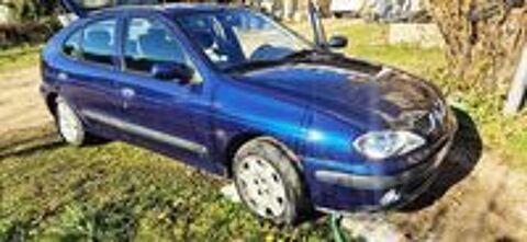 M&eacute;gane 1.6i 16V Expression 2001 occasion 66000 Perpignan