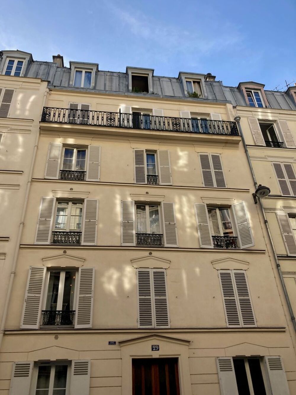 Vente Appartement  2 PAS DE LA TOUR EIFFEL, VENTE : appartement T1 (25 m) au calme et bien distribu Paris 7