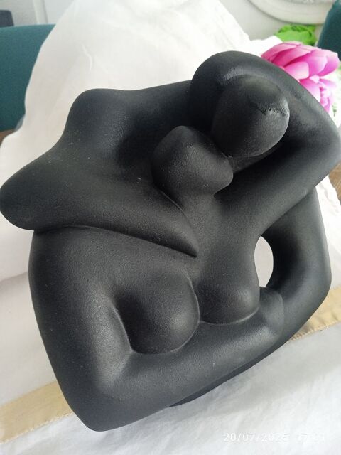 sculpture en r�sine noir 50 Plomelin (29)