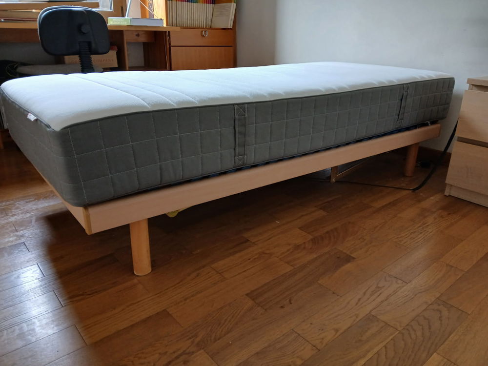 Sommier lit &eacute;lectrique et son matelas Meubles