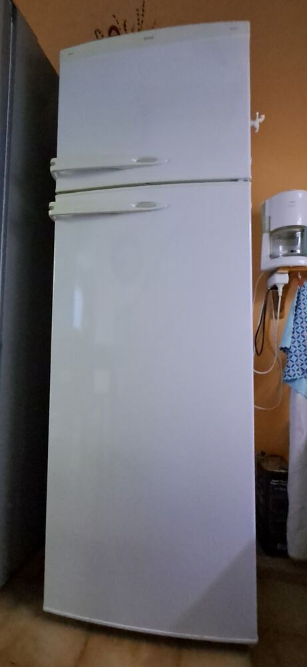 R&eacute;frig&eacute;rateur cong&eacute;lateur SABA Electroménager