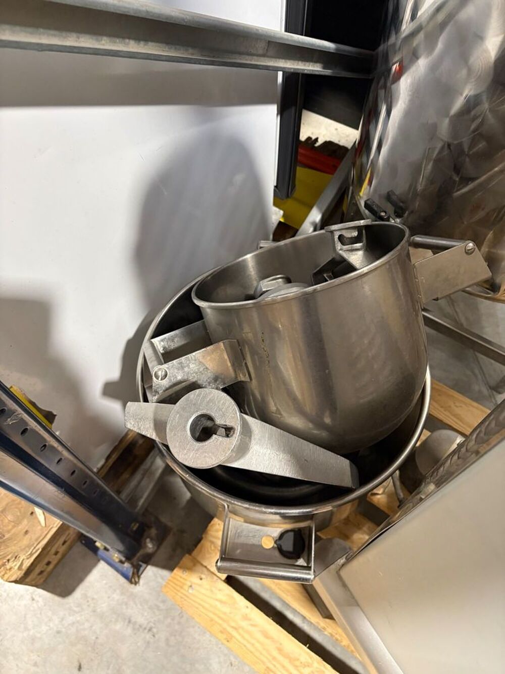 batteur m&eacute;langeur XBM30 en bon &eacute;tat
Cuisine