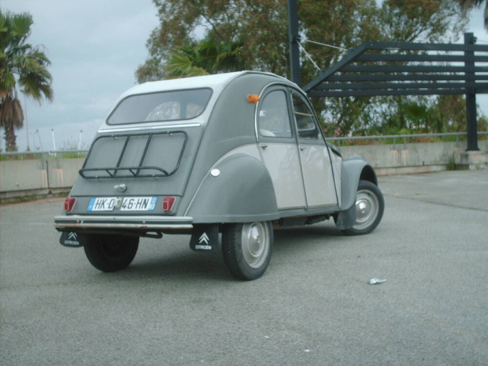 2 CV - Dyane 2 CV 6 Club 1980 occasion 83370 St Aygulf