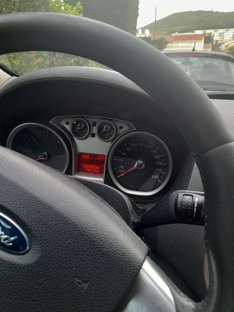 Ford kuga 2.0 TDCi 136 DPF 4x2 Trend