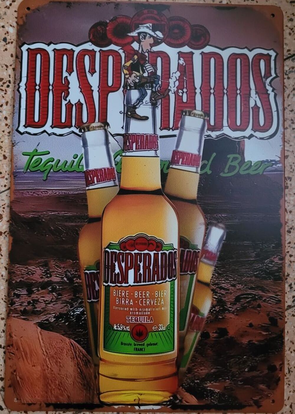 Plaque 20 cm x 30 cm de la bi&egrave;re Desperados avec Lucky Luke. D�coration