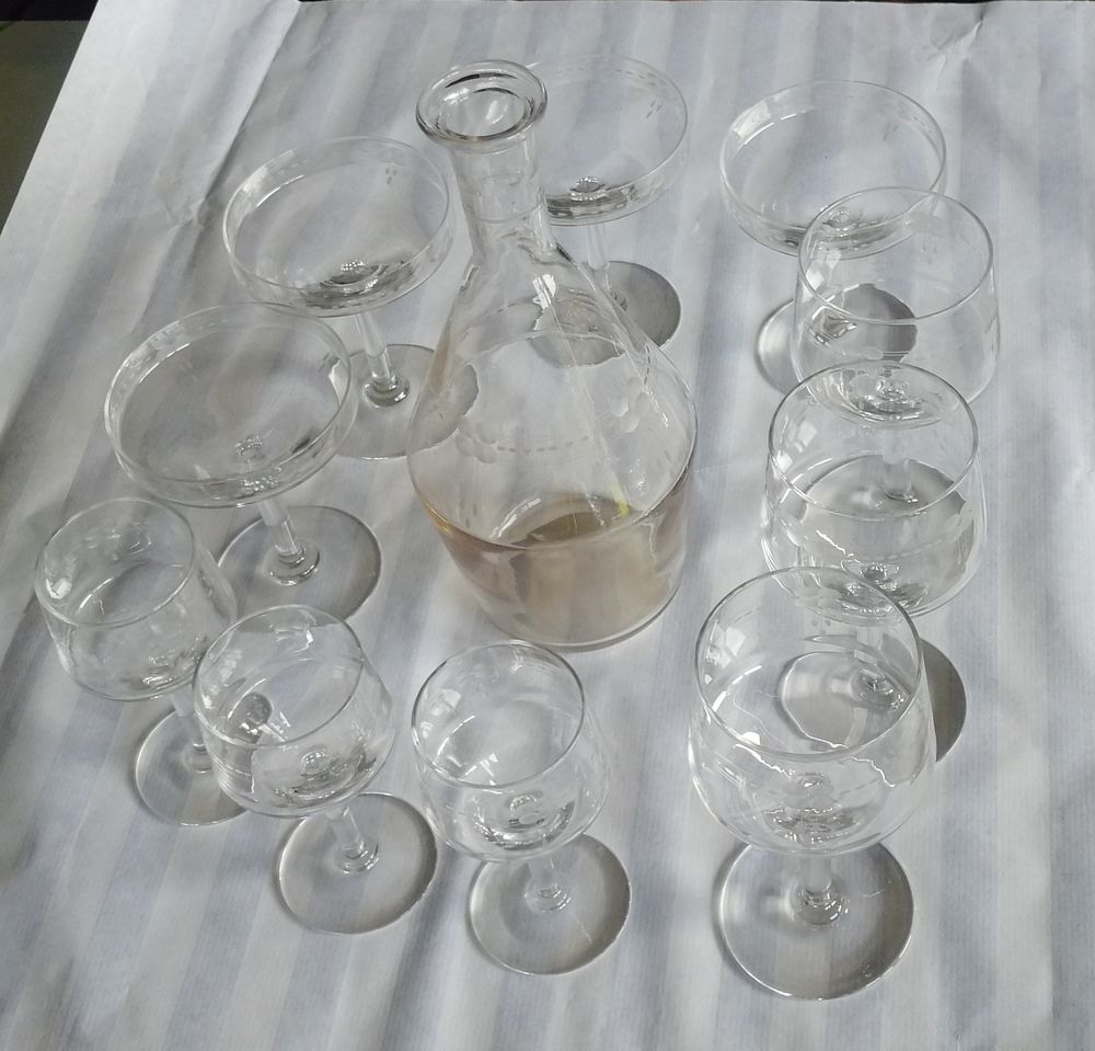 service de verres et carafe Décoration