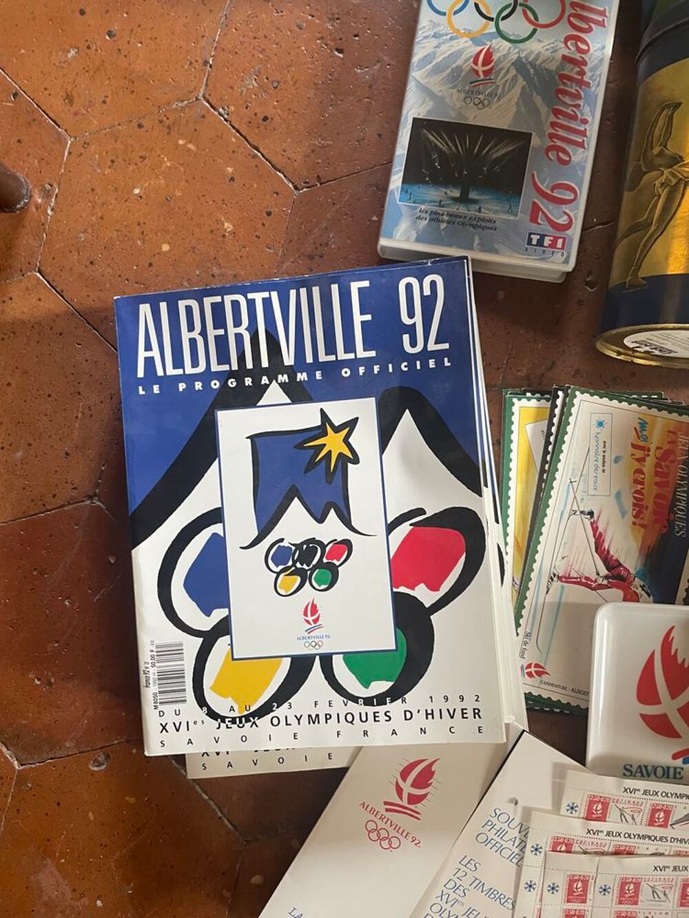 Plusieurs articles jeux olympiques albertville 