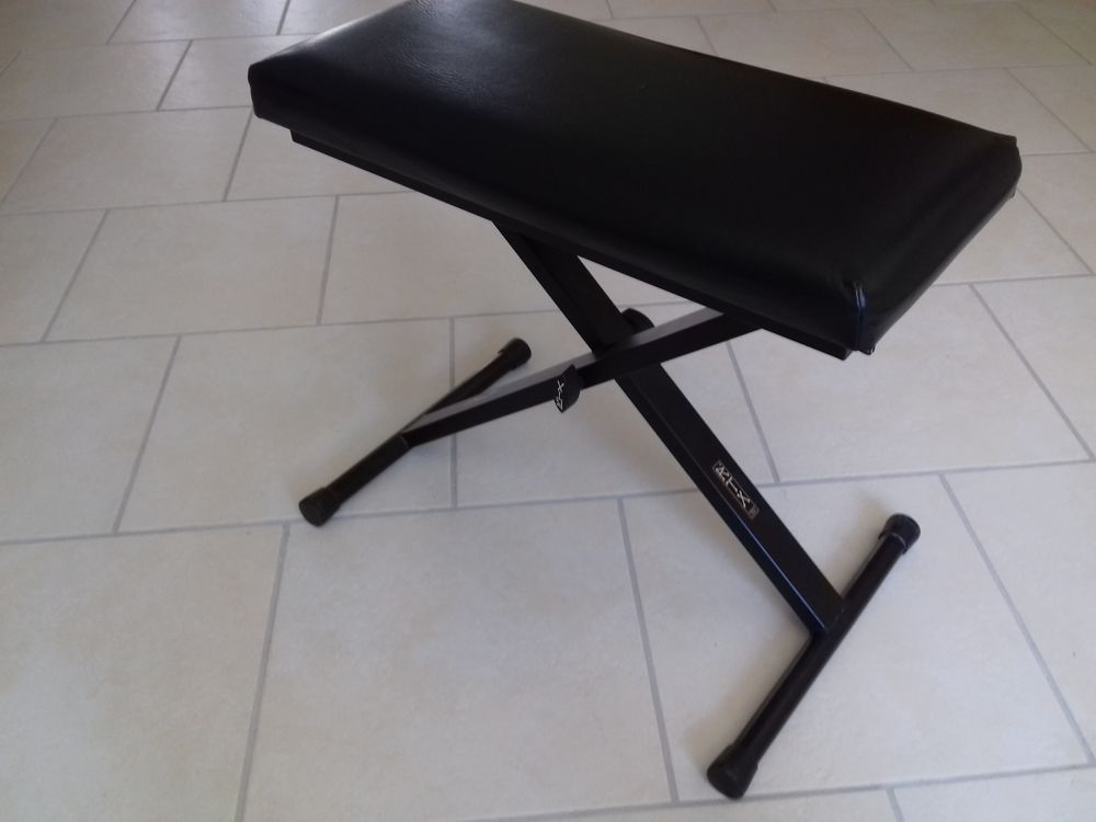 TABOURET DE PIANO Instruments de musique