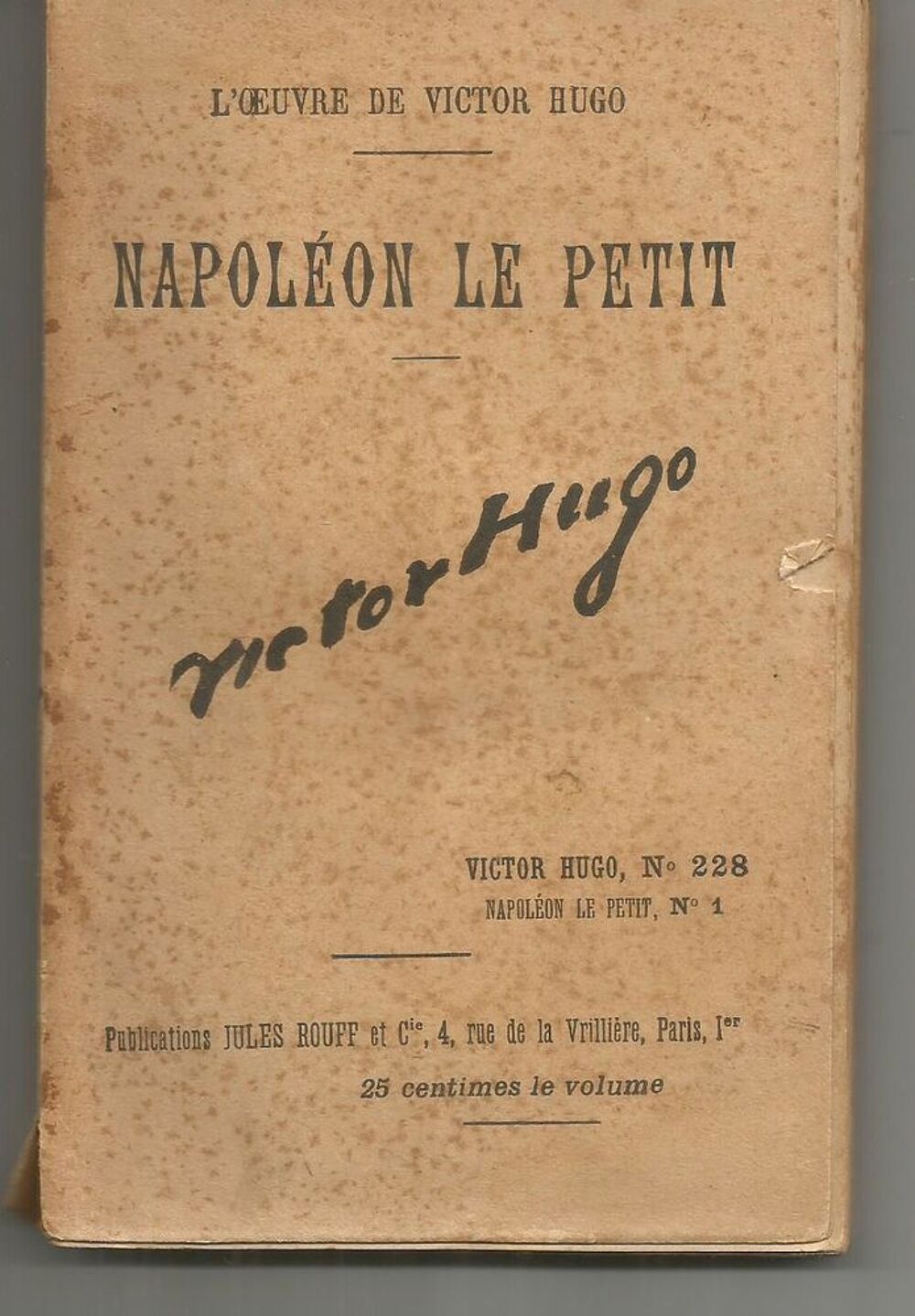 Victor HUGO NAPOLEON le PETIT - n&deg; 1 Livres et BD