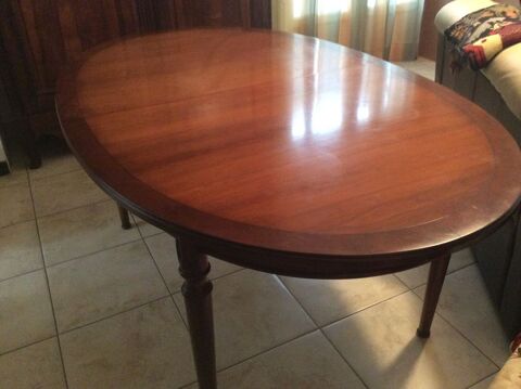 Table louis Philippe avec rallonges 
150 Arths (81)