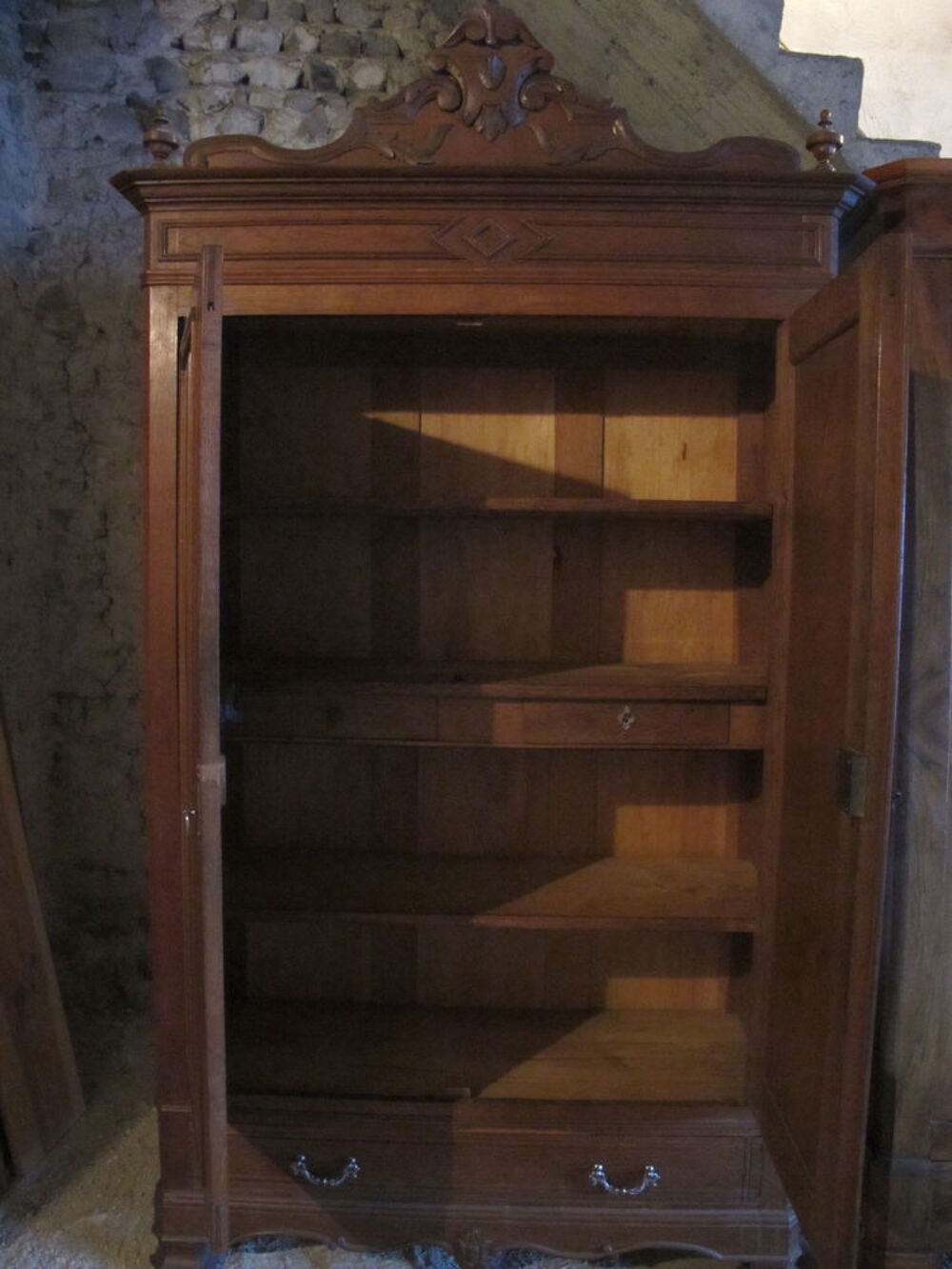 Armoire en ch&ecirc;ne Meubles