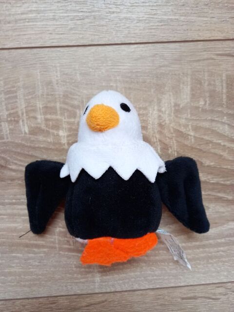 Peluche mouette goéland noir orange et blanc Buffalo Grill 3 Villiers (86)