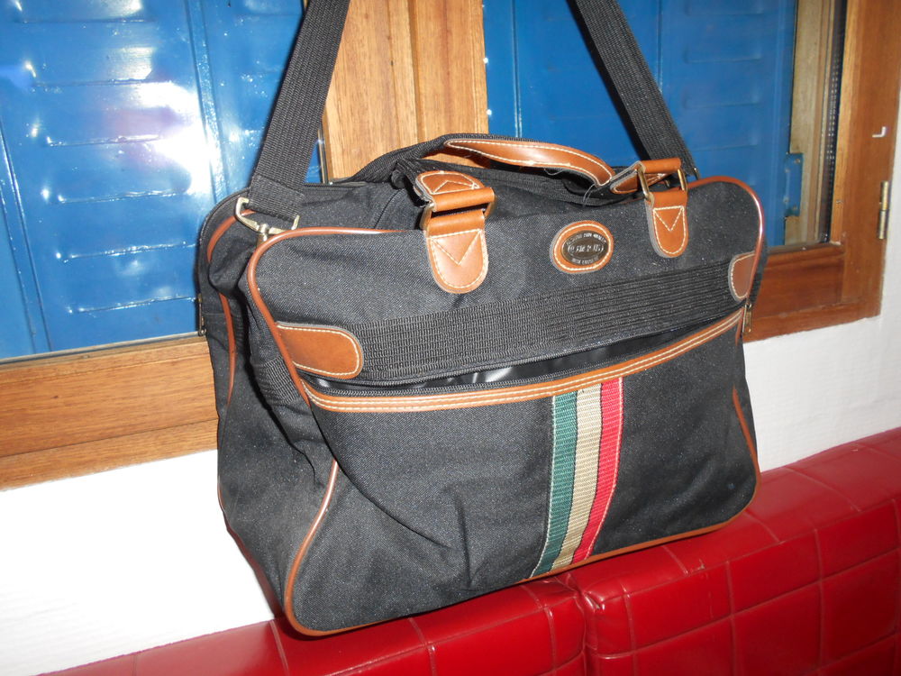 sac de voyage, bon &eacute;tat, Jardin