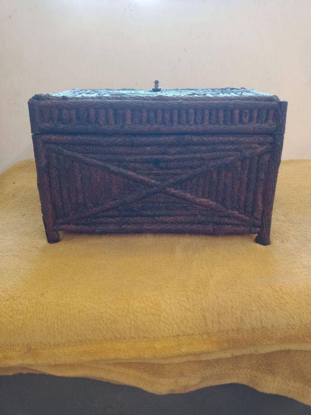 Petit Coffre des for&ecirc;ts noire Décoration