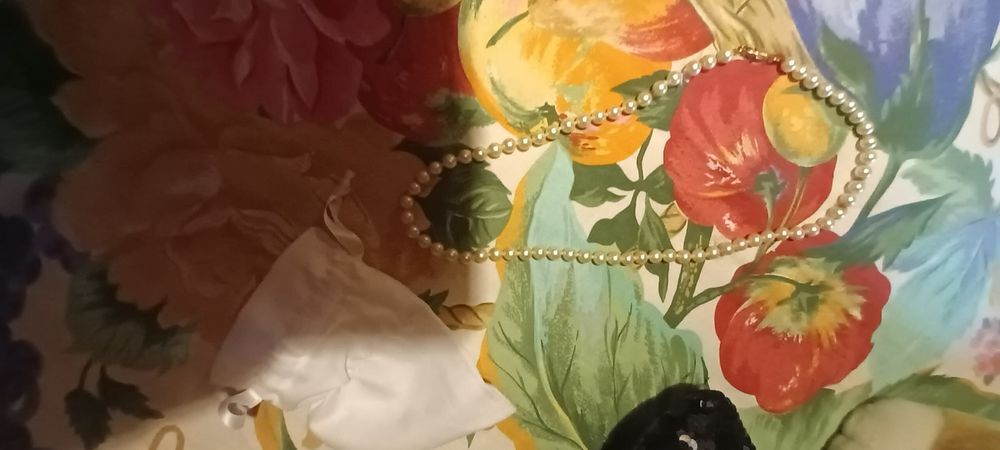 collier perle et pince cravete Bijoux et montres