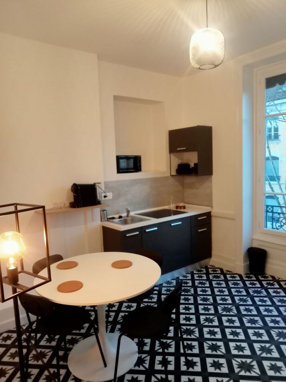 Location Colocation grand appartement meublé refait à neuf Place de Paris Lyon 9 Lyon 9